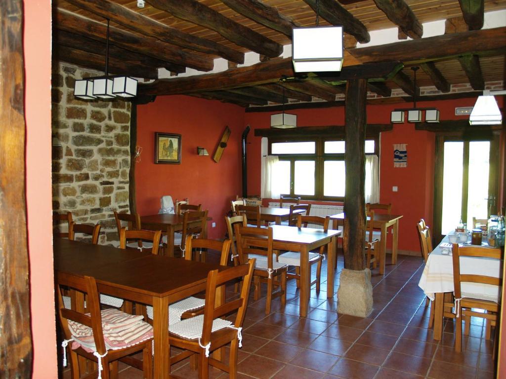 Hotel Rural Piedra Abierta San Martín de Perapertú Exterior foto
