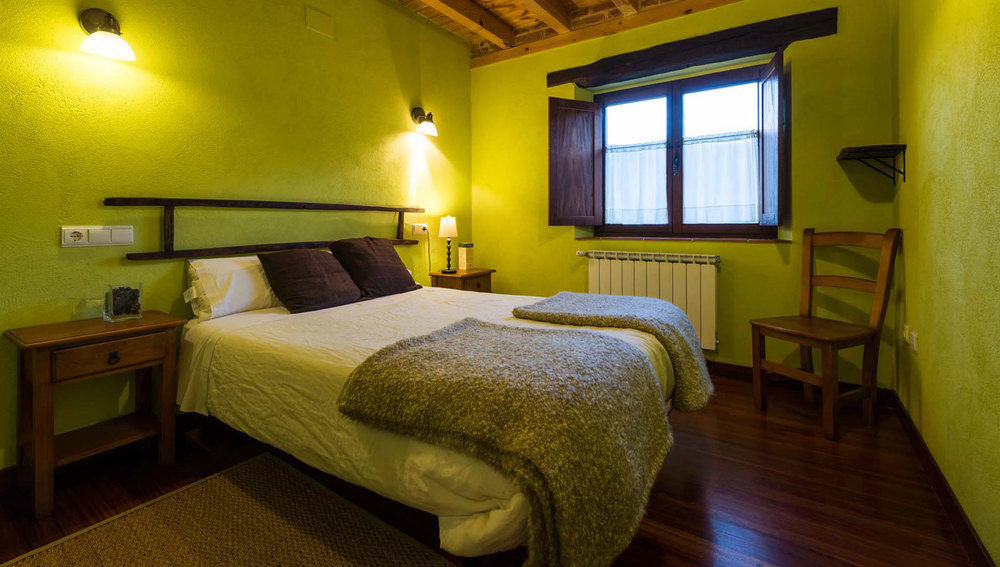 Hotel Rural Piedra Abierta San Martín de Perapertú Exterior foto