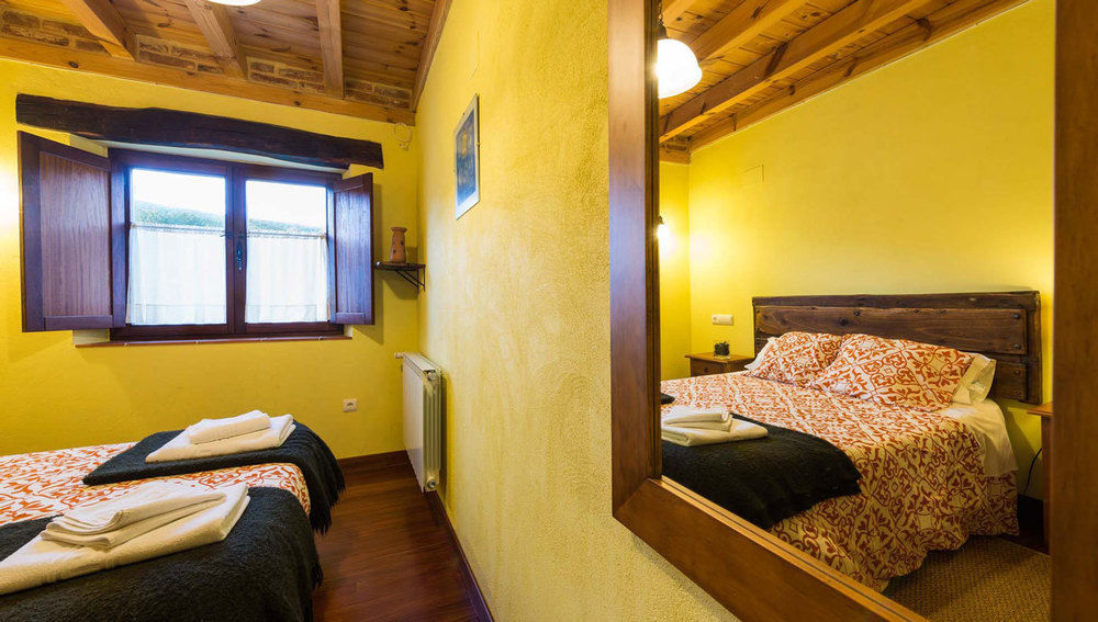Hotel Rural Piedra Abierta San Martín de Perapertú Exterior foto